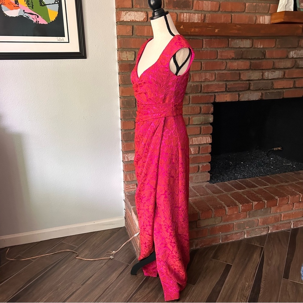 THEIA Barbara Scoop Neck Column Floral Jacquard Gown in Petunia Sz 4 - Picture 8 of 12